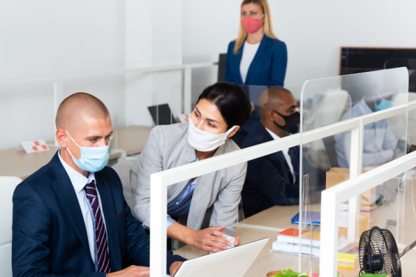 Jak pandemia wpłynęła na nasze oczekiwania związane z pracą w biurze?